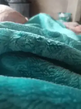 Snapshot of Thaps_deDick chatting on 10.20.25 Thaps deDick online show from 10.20.25