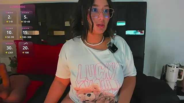 SussySunny  online show from 02.11.26