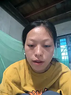 Snapshot of Zerin_nova chatting on 11.02.25 Zerin nova online show from 11.02.25