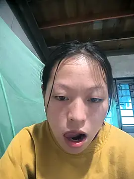 Snapshot of Zerin_nova chatting on 11.03.25 Zerin nova online show from 11.03.25