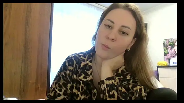 Snapshot of MeadowEyes chatting on 01.06.26 MeadowEyes online show from 01.06.26