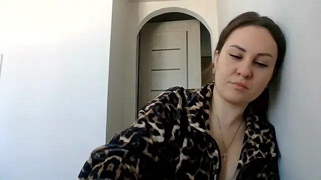 Snapshot of MeadowEyes chatting on 02.19.26 MeadowEyes online show from 02.19.26