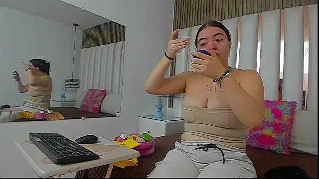 AmbarGills online show from 11.12.25