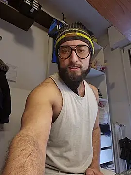 Snapshot of BeppeRagnar chatting on 12.02.25 BeppeRagnar online show from 12.02.25