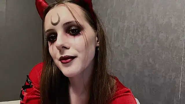 Snapshot of Montain_Romantic chatting on 10.24.25 Montain Romantic online show from 10.24.25