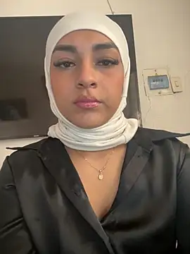 CelestSkyy online show from 10.18.25