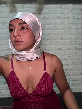 Snapshot of CelestSkyy chatting on 04.04.26 CelestSkyy online show from 04.04.26