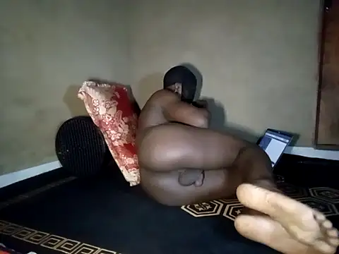 Snapshot of Sugar_DBoy chatting on 11.03.25 Sugar DBoy online show from 11.03.25