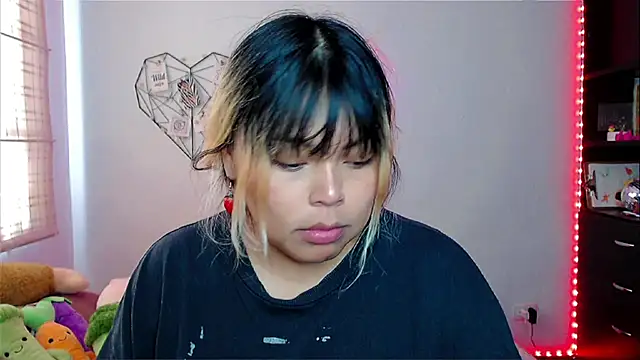 EllieMoonX online show from 12.01.25