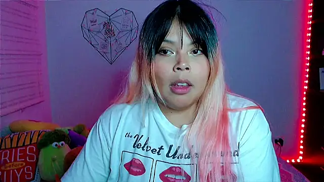 EllieMoonX online show from 02.03.26