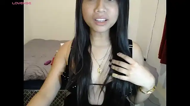 Snapshot of Maria_stella chatting on 06.28.26 Maria stella online show from 06.28.26