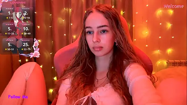 LunaCrave online show from 01.12.26