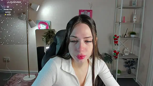 Lana Stones online show from 01.19.26