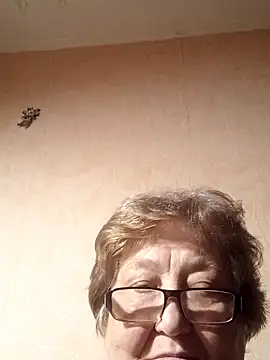 Katherine735 online show from 10.13.25