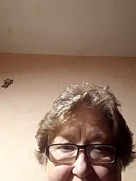 Katherine735 online show from 10.18.25