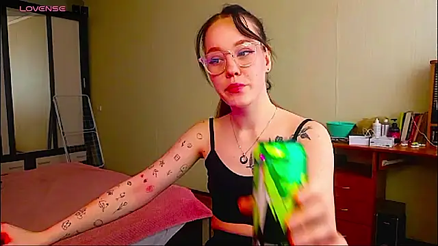 JennyRass online show from 01.12.26