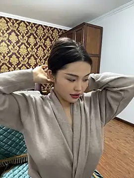 zhenzhen666 online show from 11.24.25