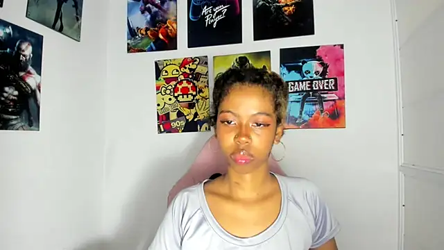 Dakota evans18 online show from 10.19.25