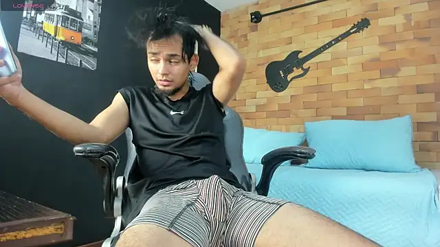 Snapshot of Kail_nil chatting on 11.15.25 Kail nil online show from 11.15.25