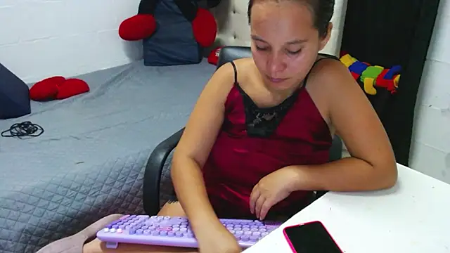 Snapshot of Pregnant_hot2 chatting on 11.05.25 Pregnant hot2 online show from 11.05.25