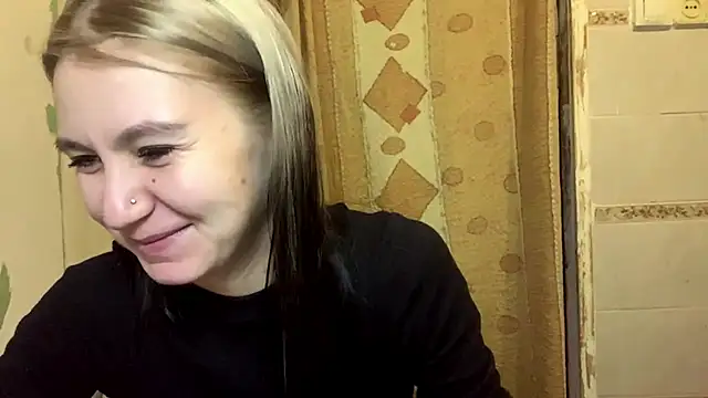 Snapshot of ArianeBhayani chatting on 10.23.25 ArianeBhayani online show from 10.23.25