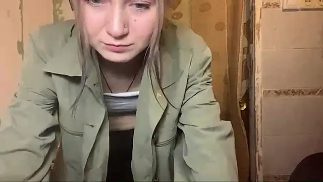 ArianeBhayani online show from 10.30.25