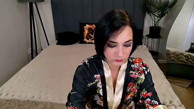 Snapshot of BaileeLynn chatting on 10.18.25 BaileeLynn online show from 10.18.25