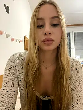 RemyStyles online show from 11.28.25