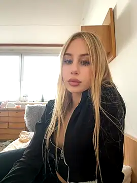 JudithCarly online show from 11.03.25