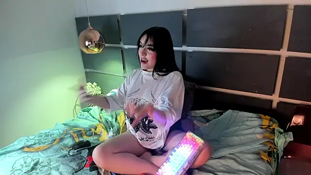 bubble  angel   online show from 05.18.26