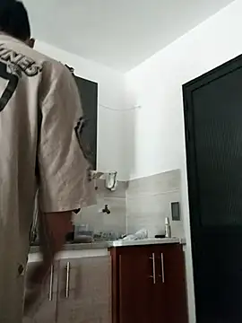 Snapshot of Cev_Am99 chatting on 11.24.25 Cev Am99 online show from 11.24.25