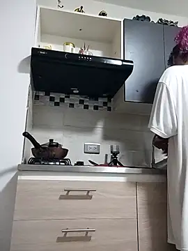 Snapshot of Cev_Am99 chatting on 12.04.25 Cev Am99 online show from 12.04.25