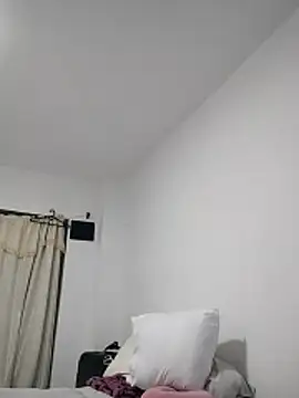 Snapshot of Cev_Am99 chatting on 12.18.25 Cev Am99 online show from 12.18.25