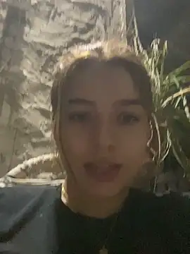 Snapshot of sssugarygirl chatting on 10.10.25 sssugarygirl online show from 10.10.25