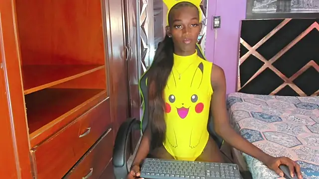 Kimberlyn Black online show from 10.23.25