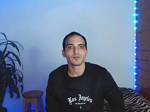 Maax3023 online show from 11.03.25