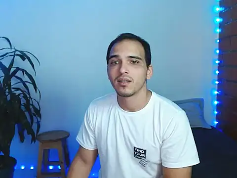 Maax3023 online show from 11.05.25