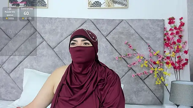  naylaa  online show from 03.31.26