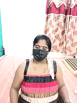 tamil-aunt online show from 10.15.25