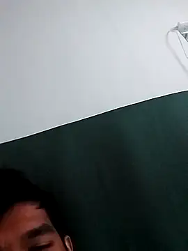 Snapshot of S-meerass chatting on 03.19.26 S-meerass online show from 03.19.26