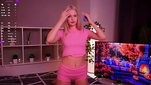 KaryTasch online show from 11.17.25