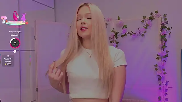 KaryTasch online show from 12.14.25