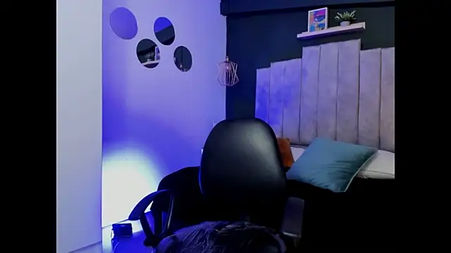 Maite black online show from 11.12.25