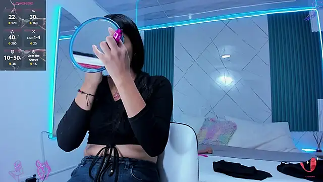 Briseida-White online show from 11.03.25