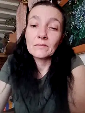 Snapshot of velvet_2200 chatting on 11.03.25 velvet 2200 online show from 11.03.25