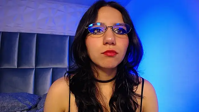 HollyPeach online show from 03.16.26