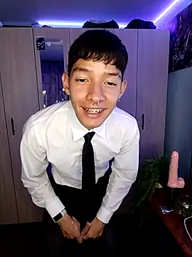 heyy noah11 online show from 11.02.25