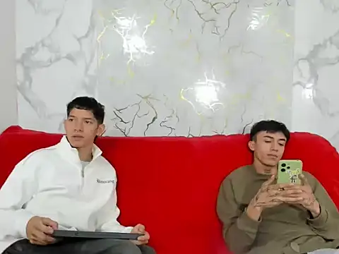Snapshot of heyy_noah11 chatting on 06.30.26 heyy noah11 online show from 06.30.26