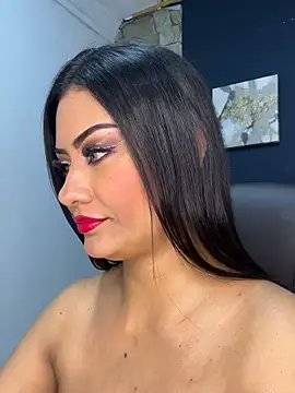  Isabella 1 online show from 10.18.25