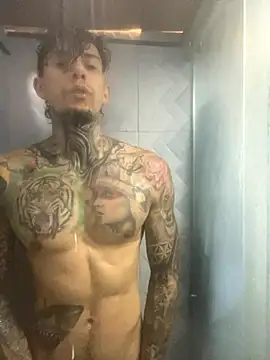 Molotov Explosive online show from 11.04.25